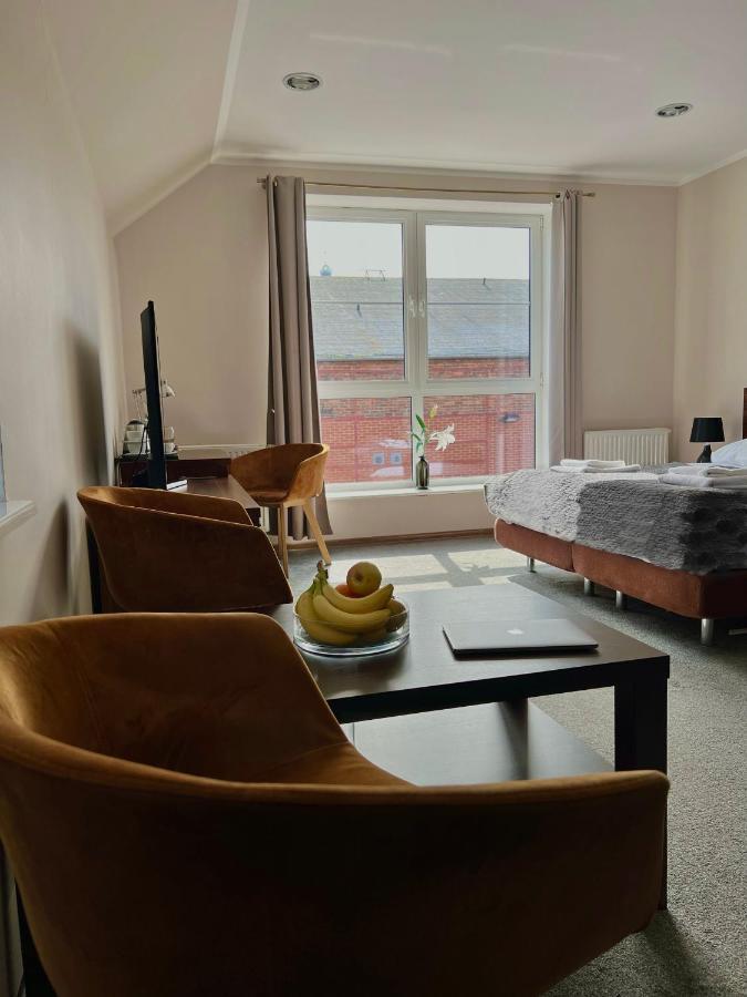 Władysławowo W Porcie Bed & Breakfast エクステリア 写真