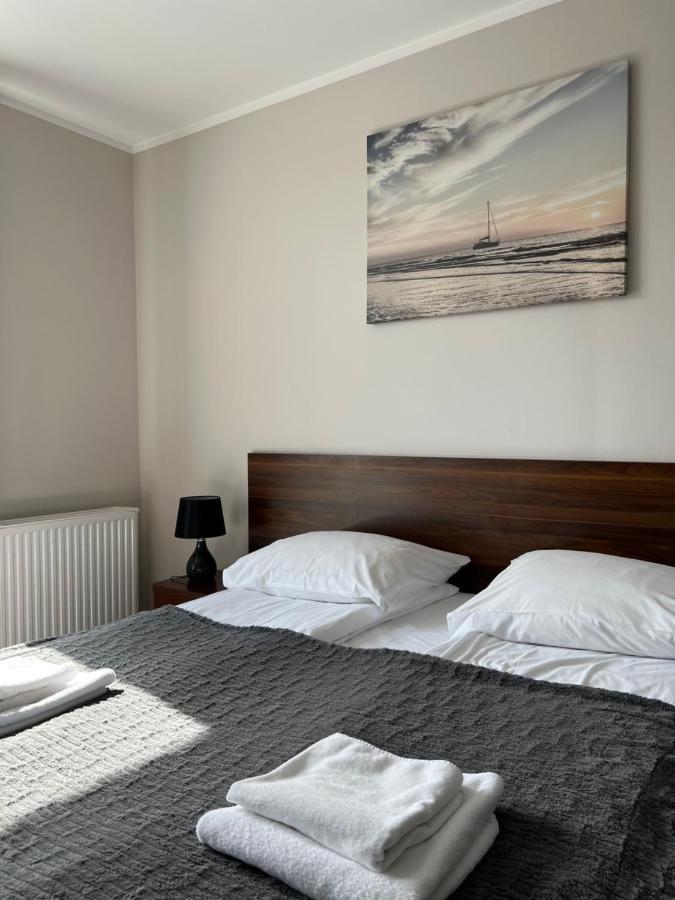 Władysławowo W Porcie Bed & Breakfast エクステリア 写真