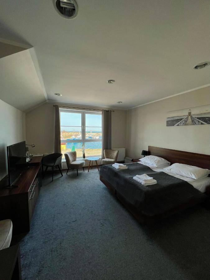 Władysławowo W Porcie Bed & Breakfast エクステリア 写真