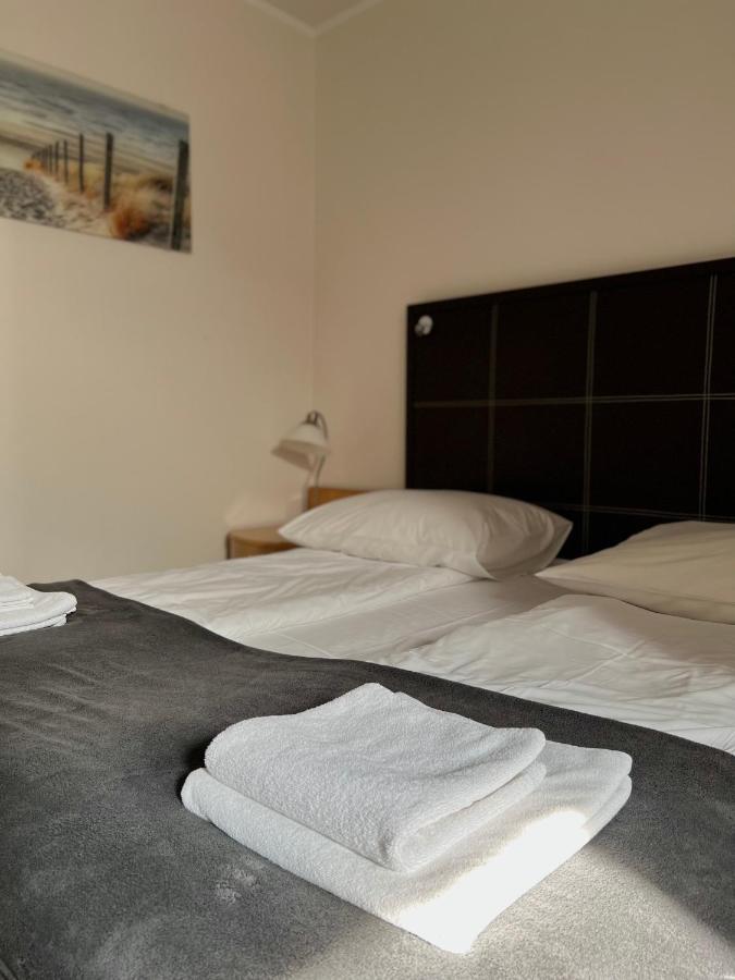 Władysławowo W Porcie Bed & Breakfast エクステリア 写真
