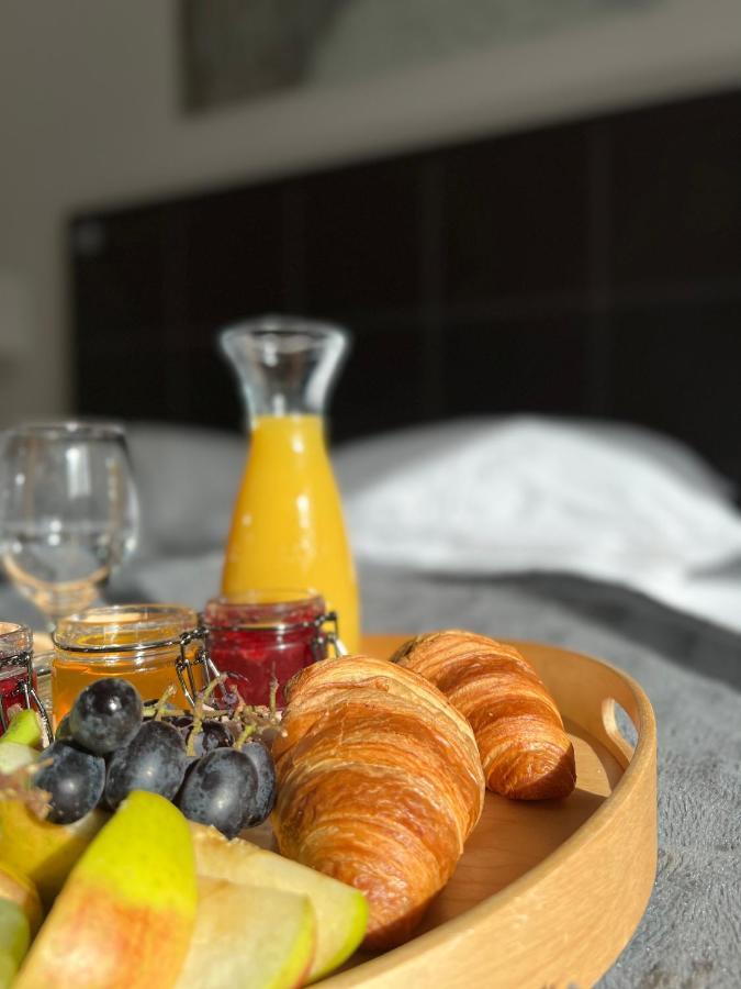 Władysławowo W Porcie Bed & Breakfast エクステリア 写真