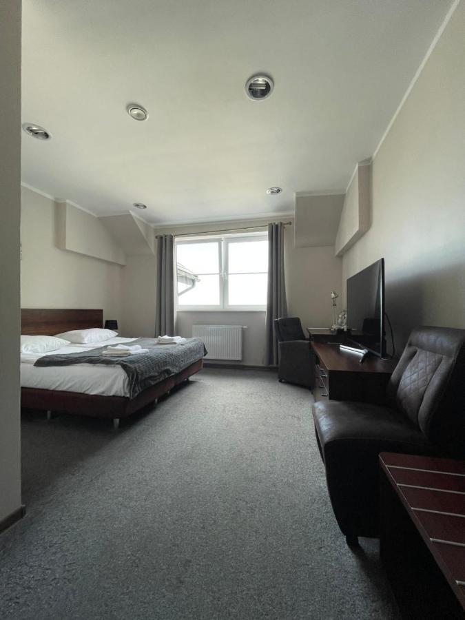 Władysławowo W Porcie Bed & Breakfast エクステリア 写真